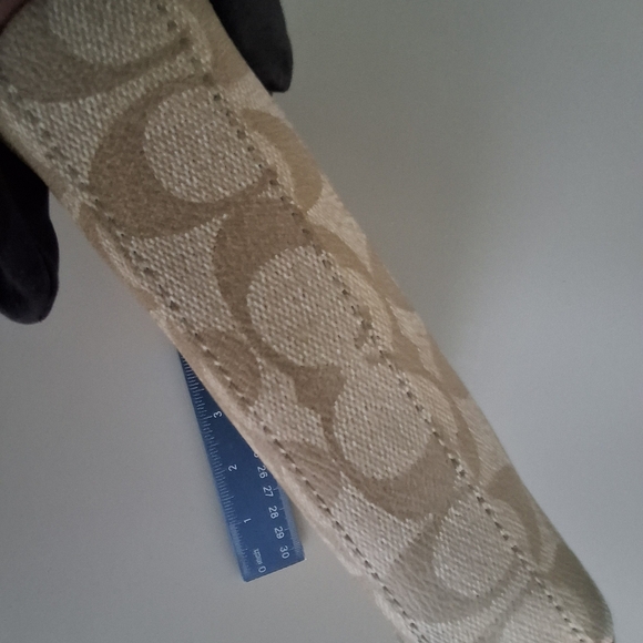 Coach Cosmetic Pouch Elegant Cream Designer - Picture 6 of 12